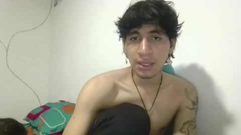 Snapshot of elliotazert chatting on March 13, 4:52 am elliotazert online show from March 13, 4:52 am