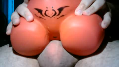 Snapshot of elliphas47 chatting on July 29, 6:39 pm elliphas47 online show from July 29, 6:39 pm