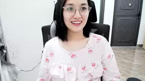 Snapshot of ellsa9x chatting on April 9, 7:58 am ellsa9x online show from April 9, 7:58 am