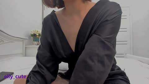 Snapshot of elly_cute_ chatting on December 28, 9:31 am Elly Cute online show from December 28, 9:31 am