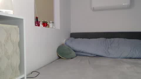 Snapshot of elly_denise chatting on March 3, 8:49 am Denise online show from March 3, 8:49 am