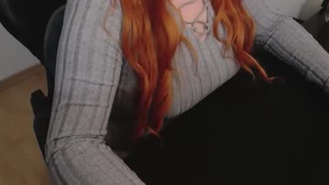 Elly online show from January 14, 8:47 pm