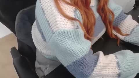 Elly online show from January 17, 9:03 am