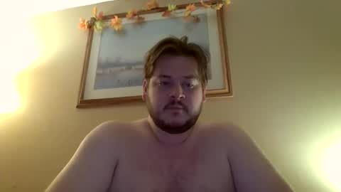 Snapshot of ellyer chatting on October 28, 2:48 am Elio online show from October 28, 2:48 am
