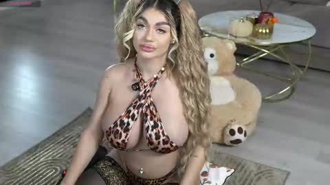 Elly online show from October 17, 12:41 pm