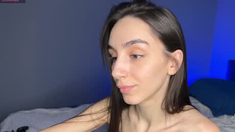 Snapshot of ellzabeth_ellison chatting on February 2, 7:41 am Im online Fri Sun Mon Tue Thu Fri Sat3 from 1000 online show from February 2, 7:41 am