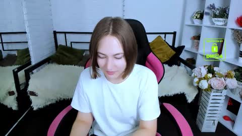elma_lily online show from September 23, 6:05 am