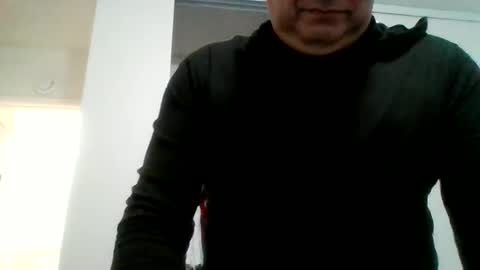 elmario24 online show from March 8, 11:19 pm