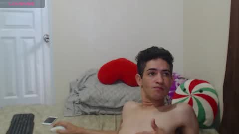 Snapshot of elmaster0111 chatting on November 26, 3:57 pm Zeki online show from November 26, 3:57 pm