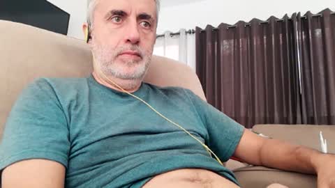 fer online show from December 17, 6:14 pm