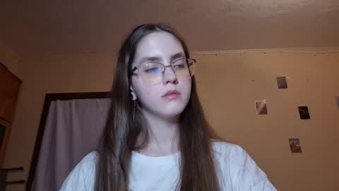 Kate online show from March 2, 3:08 pm