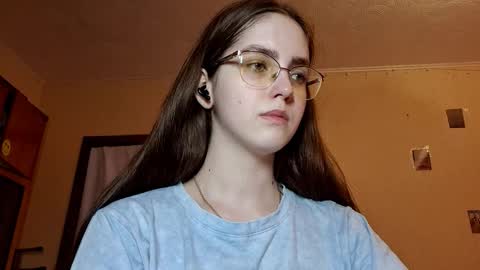 Kate online show from March 22, 2:09 pm