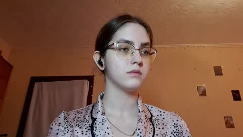 Kate online show from April 3, 11:08 am