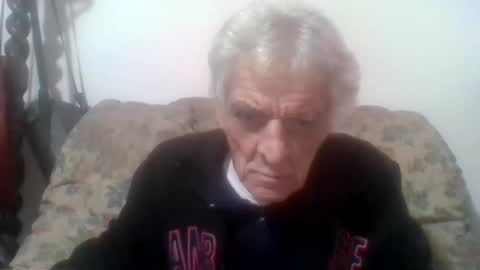 Snapshot of elmo191271 chatting on October 15, 6:30 pm elmo191271 online show from October 15, 6:30 pm