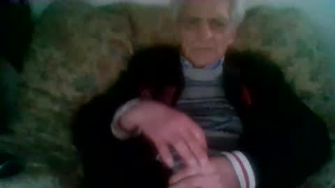 elmo191271 online show from February 2, 12:48 pm