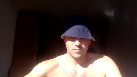 Namelezz elnamelez online show from September 15, 8:47 am