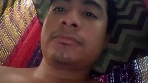 Estoy usando Telegram  online show from February 22, 5:00 pm