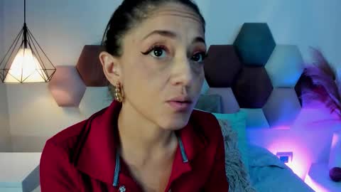 EloiseQuinn online show from December 22, 12:46 pm