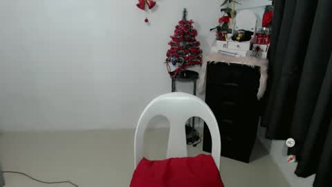 elora_charming online show from January 8, 2:14 pm