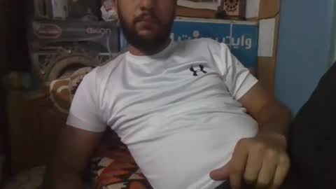 Snapshot of elphotographermedo chatting on September 26, 12:47 am Mr.M online show from September 26, 12:47 am