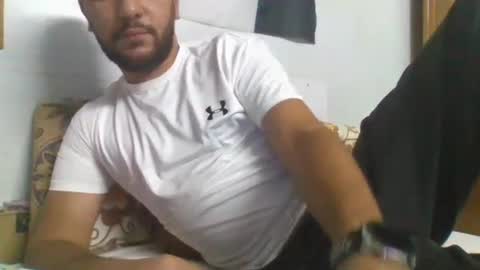 Snapshot of elphotographermedo chatting on October 15, 5:46 pm Mr.M online show from October 15, 5:46 pm