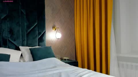 elsa_carterr online show from January 13, 10:20 am