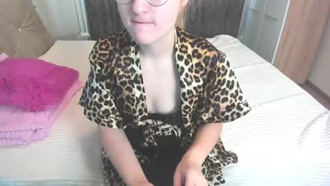 Elsa  online show from January 28, 6:27 am