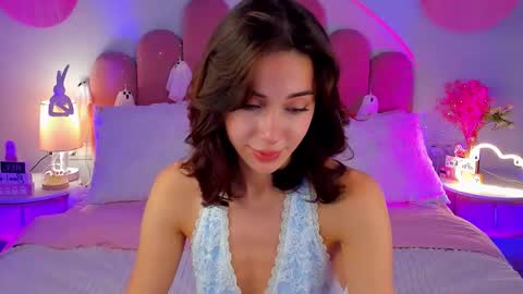 Snapshot of elsa_xo chatting on November 1, 8:22 pm Michelle online show from November 1, 8:22 pm