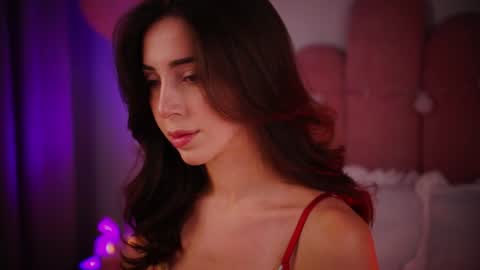 Snapshot of elsa_xo chatting on June 28, 7:53 pm Michelle online show from June 28, 7:53 pm