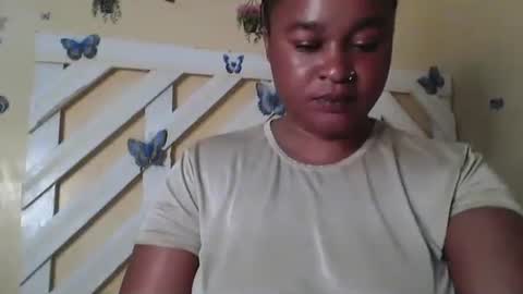 Snapshot of elsie_scott chatting on March 2, 3:30 am elsie_scott online show from March 2, 3:30 am