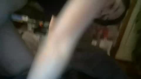 Elsie Rain online show from March 1, 6:48 am