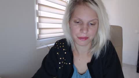 elssa_rush online show from September 24, 6:17 am