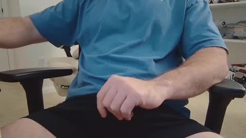 Snapshot of eltanke2206 chatting on February 9, 7:09 pm alexgarg online show from February 9, 7:09 pm