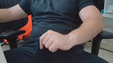 Snapshot of eltanke2206 chatting on September 18, 8:00 pm alexgarg online show from September 18, 8:00 pm