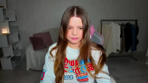 Snapshot of elunaseduces chatting on December 5, 7:21 pm Luna online show from December 5, 7:21 pm