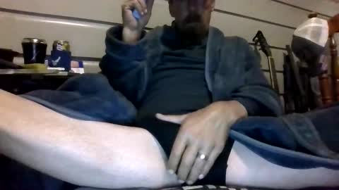 Snapshot of elwooood7 chatting on November 1, 11:23 am elwooood7 online show from November 1, 11:23 am