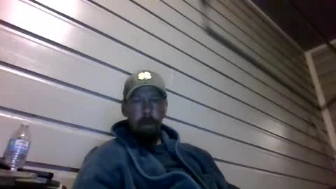 Snapshot of elwooood7 chatting on January 11, 11:04 am elwooood7 online show from January 11, 11:04 am