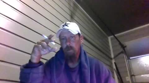 Snapshot of elwooood7 chatting on February 28, 12:39 pm elwooood7 online show from February 28, 12:39 pm