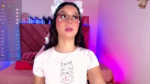 ely_w1 online show from April 15, 9:49 am