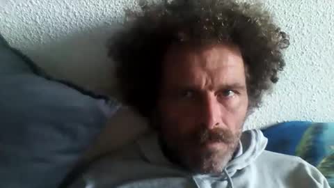 Snapshot of elyjahoye chatting on October 9, 10:35 am elyjahoye online show from October 9, 10:35 am