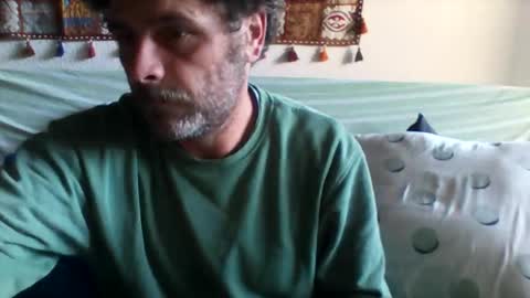 Snapshot of elyjahoye chatting on November 18, 9:58 am elyjahoye online show from November 18, 9:58 am