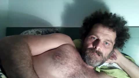 Snapshot of elyjahoye chatting on November 24, 9:03 pm elyjahoye online show from November 24, 9:03 pm