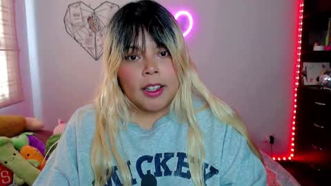 Ely online show from November 15, 6:37 pm