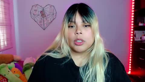 Ely online show from November 20, 8:52 pm