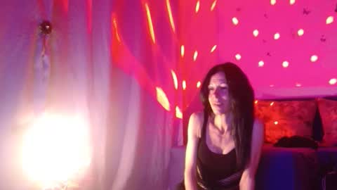 Elisa online show from October 8, 6:38 pm