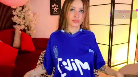 Elysia online show from May 15, 8:49 pm