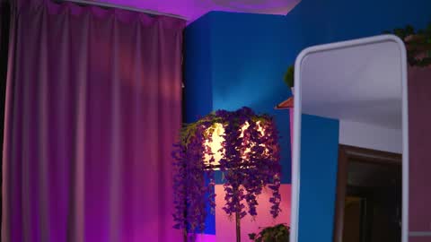 Elyssa online show from April 17, 6:22 pm