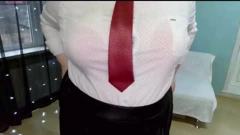 elza1981 online show from November 15, 9:39 am