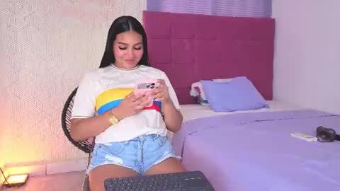 Michelle online show from July 3, 7:42 pm