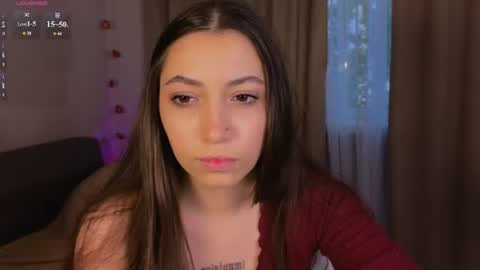 Snapshot of em1liaa chatting on July 10, 4:31 pm Emilia online show from July 10, 4:31 pm